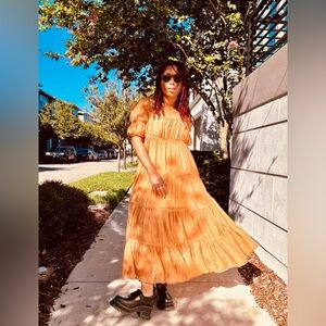 Chic Amber Maxi Dress